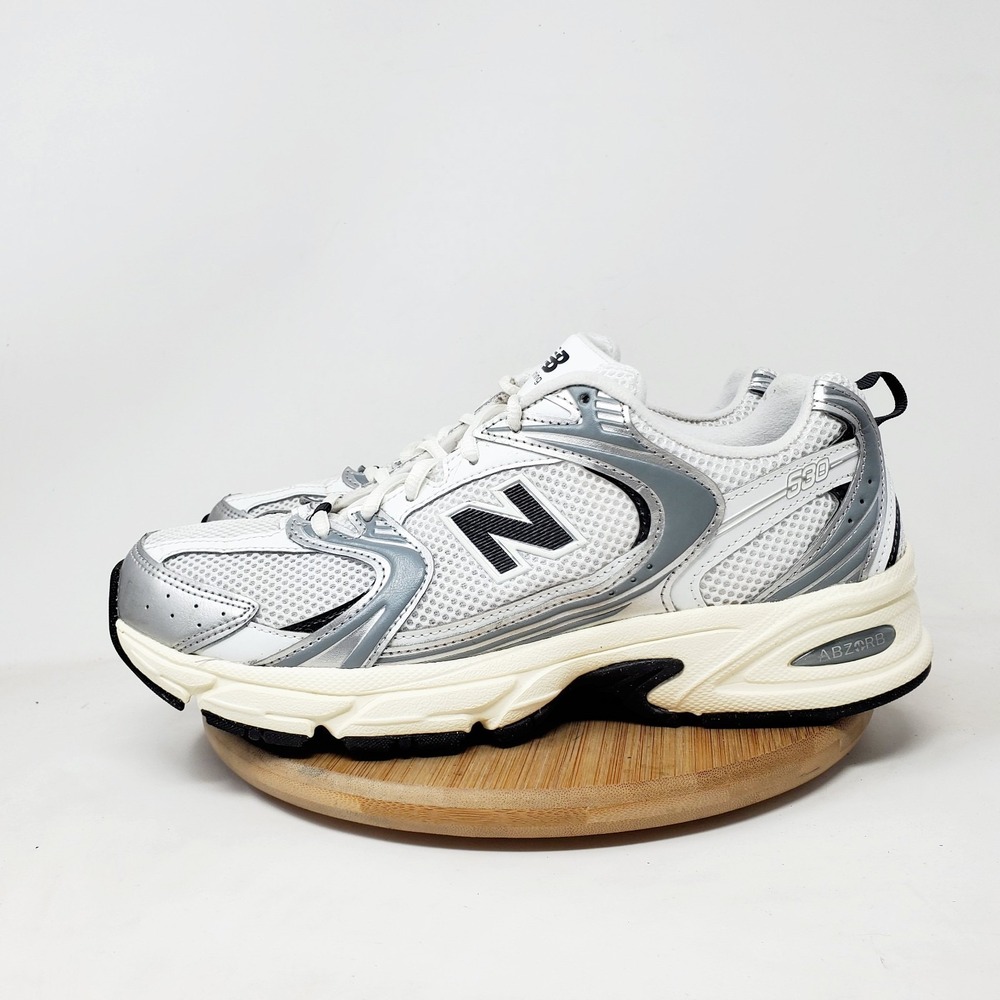 New Balance 530 Shoes Womens 9 D Silver White Sneaker Running Walking Retro Y2K